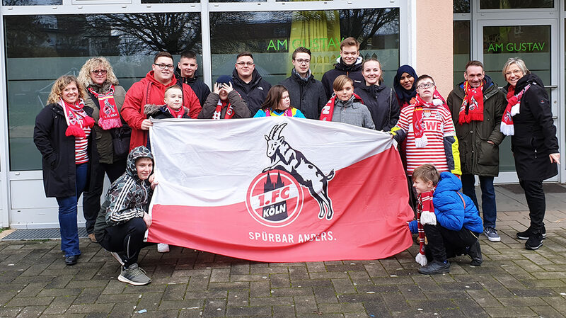 Familienbüro „Am Gustav“ besuchte das Rhein-Energie-Stadion.