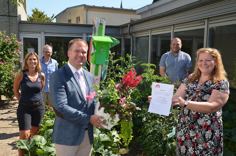 Bürgermeister Dirk Breuer bei der GHS Kendenich.