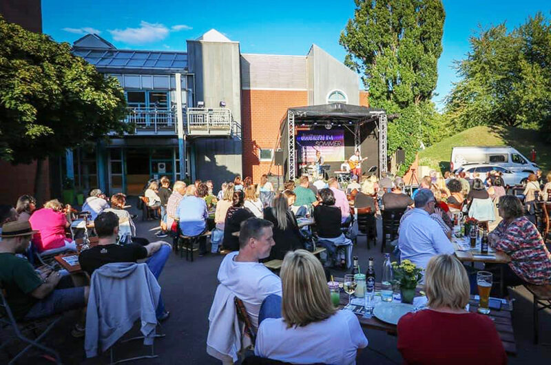 Kulturbiergarten am Bürgerhaus Hürth.