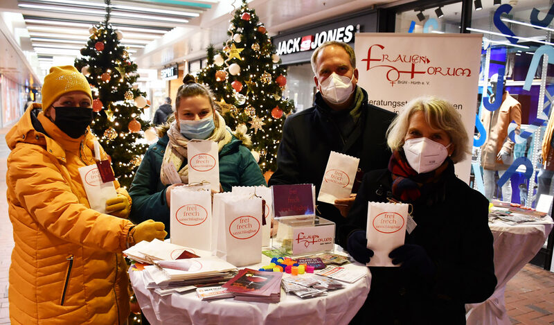 Aktionswoche Gewalt gegen Frauen: Stand im Ekz Hürth.