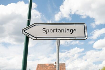 Foto Schild Sportanlage